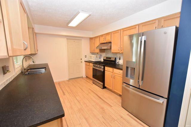 1423 E Bradshire Street, Bloomington, IN 47401