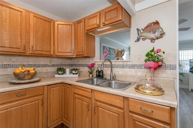 14 LAFAYETTE STREET, Bradenton, FL 34208