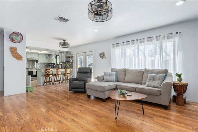 4987 Pretty Doe, Paso Robles, CA 93446