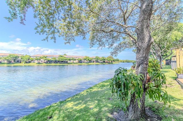 9333 SW 227th Street 6-6, Cutler Bay, FL 33190