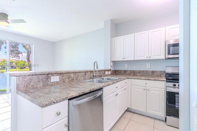 9333 SW 227th Street 6-6, Cutler Bay, FL 33190