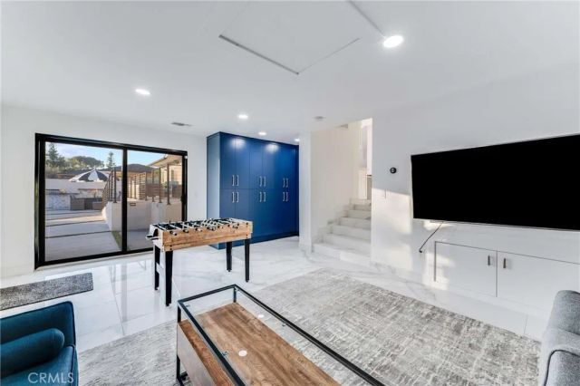 3890 Shadow Grove Road, Pasadena, CA 91107