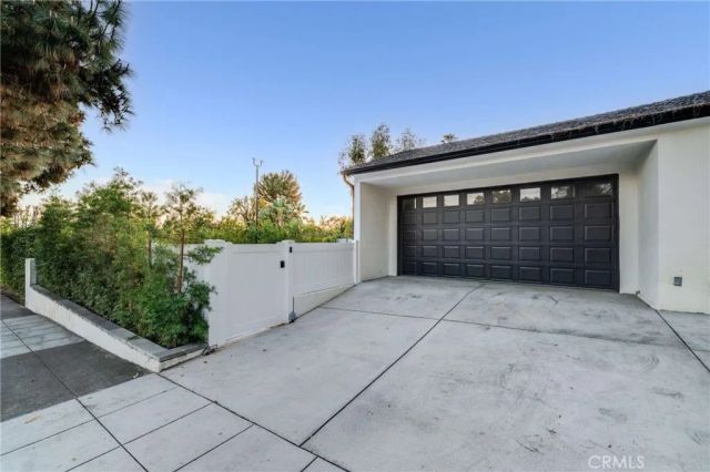 3890 Shadow Grove Road, Pasadena, CA 91107
