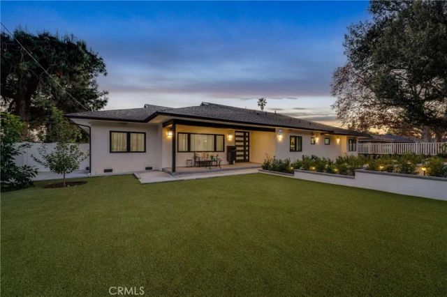 3890 Shadow Grove Road, Pasadena, CA 91107