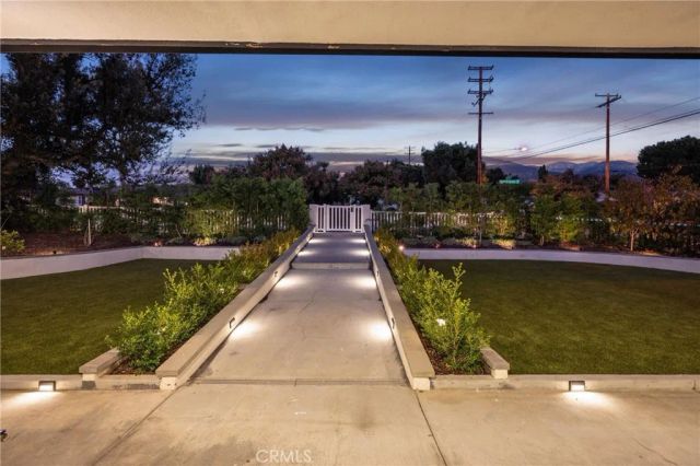 3890 Shadow Grove Road, Pasadena, CA 91107