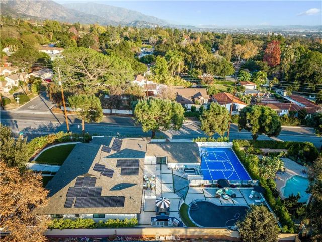 3890 Shadow Grove Road, Pasadena, CA 91107