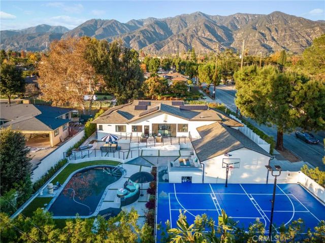 3890 Shadow Grove Road, Pasadena, CA 91107