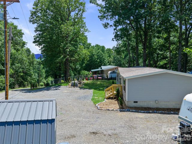 151 Mourning Dove Drive, Marion, NC 28752