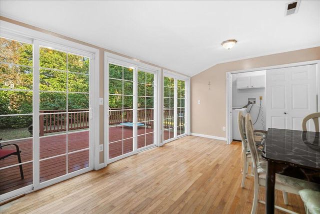 555 Barkley Street, Elloree, SC 29047