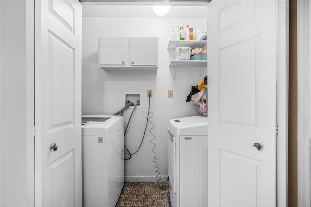 555 Barkley Street, Elloree, SC 29047