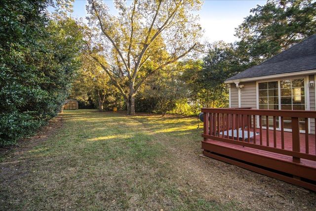 555 Barkley Street, Elloree, SC 29047