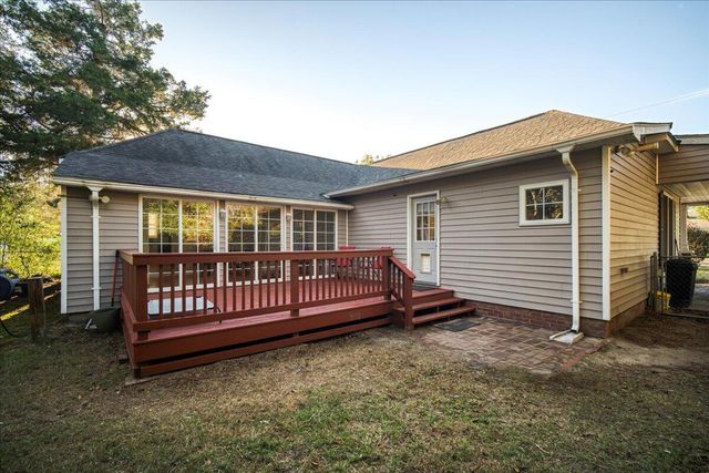 555 Barkley Street, Elloree, SC 29047