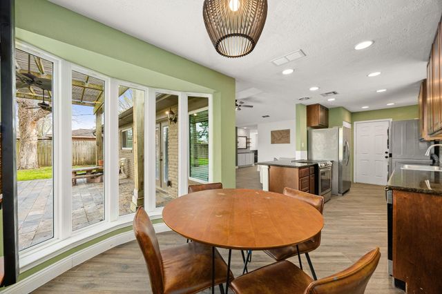 5934 Willowbend Boulevard, Houston, TX 77096