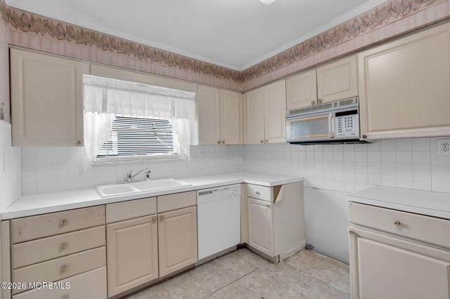 797 Jamaica Boulevard, Toms River, NJ 08757