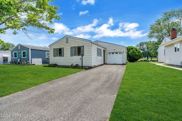 797 Jamaica Boulevard, Toms River, NJ 08757