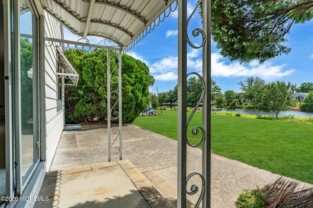 797 Jamaica Boulevard, Toms River, NJ 08757