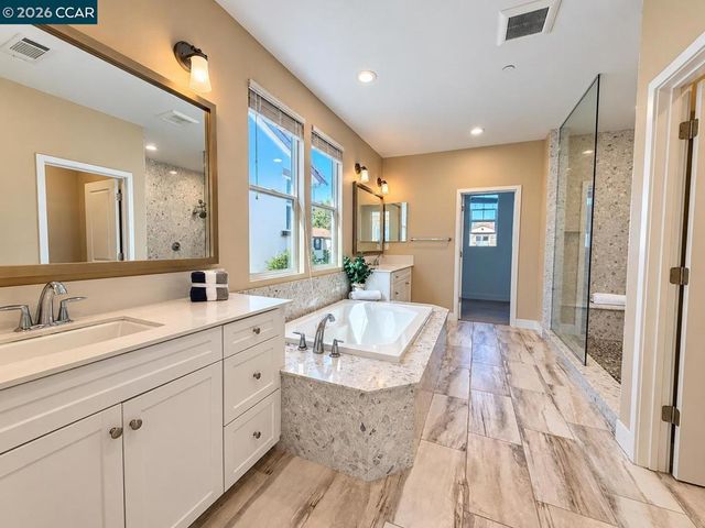 1096 Gardenia Loop, Hercules, CA 94547