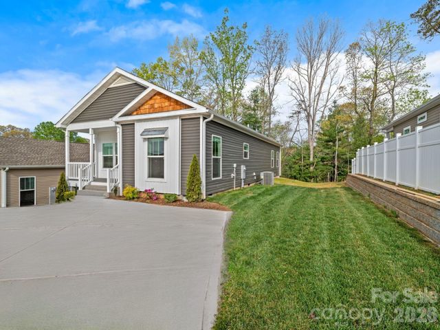 133 Bellamy Road, Asheville, NC 28806