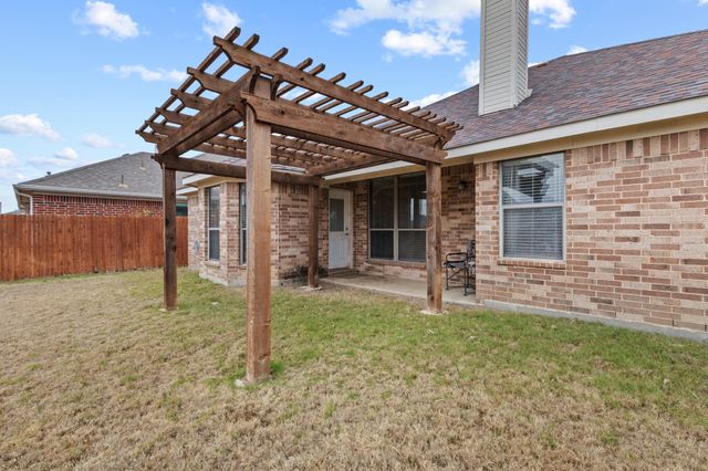 1510 White Willow Lane, Arlington, TX 76002