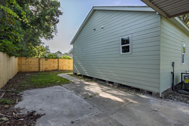 1503 Matilda St, Baton Rouge, LA 70802