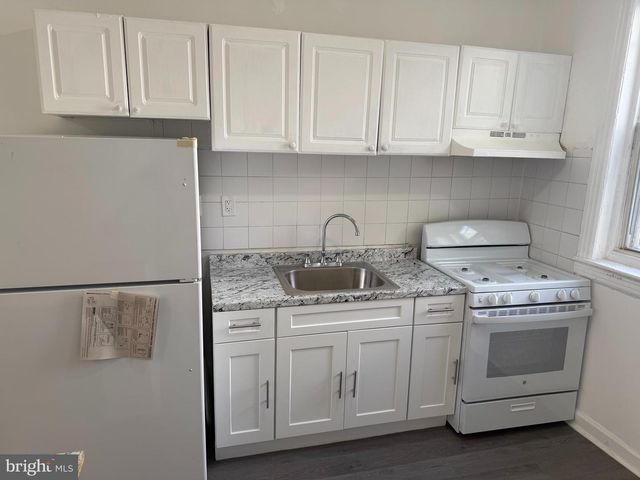 2831 N GARNET ST, Philadelphia, PA 19132
