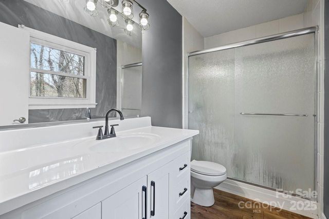 118 Brookmeade Drive, Statesville, NC 28625