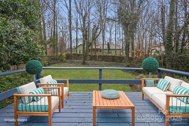 118 Brookmeade Drive, Statesville, NC 28625