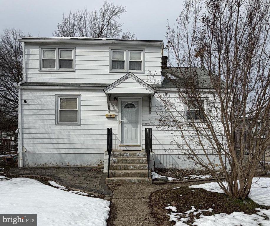 62 WARREN AVE, Bellmawr, NJ 08031