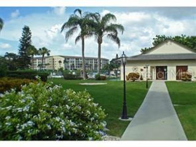 4129 LAKE BAYSHORE DRIVE C-501, Bradenton, FL 34205