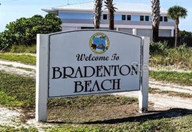 4129 LAKE BAYSHORE DRIVE C-501, Bradenton, FL 34205