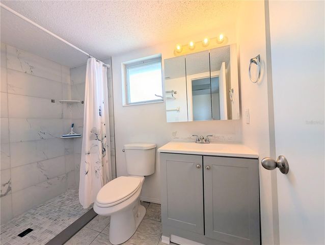 4129 LAKE BAYSHORE DRIVE C-501, Bradenton, FL 34205