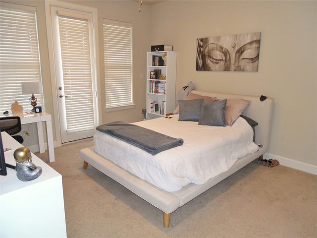 2800 Sandage Avenue 303, Fort Worth, TX 76109
