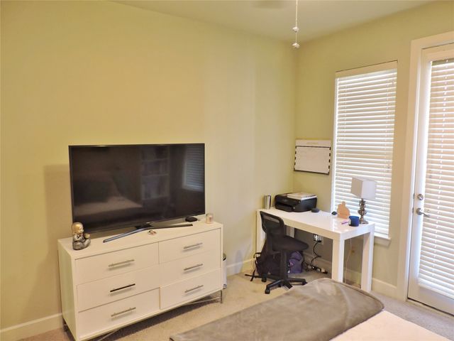 2800 Sandage Avenue 303, Fort Worth, TX 76109