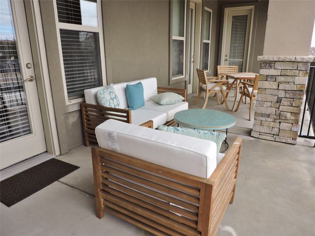 2800 Sandage Avenue 303, Fort Worth, TX 76109