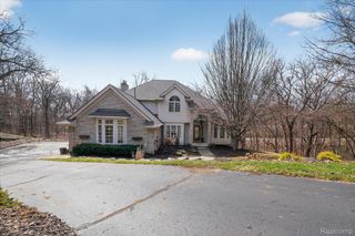 10384 Overhill Drive, Brighton Township, MI 48114