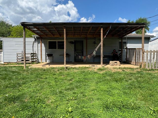 5285 Zimmer Drive, Columbus, OH 43232