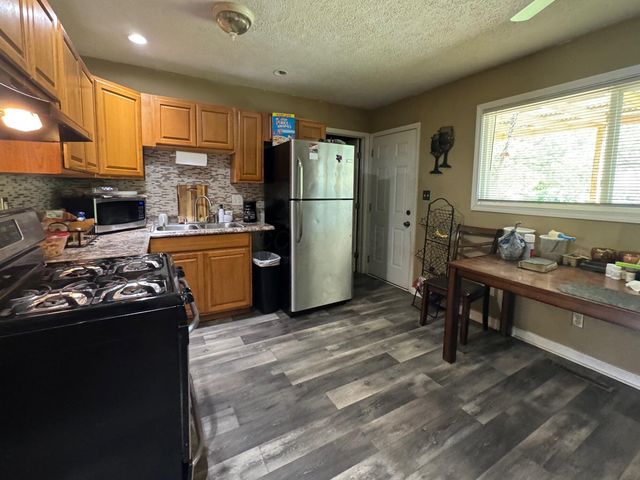 5285 Zimmer Drive, Columbus, OH 43232
