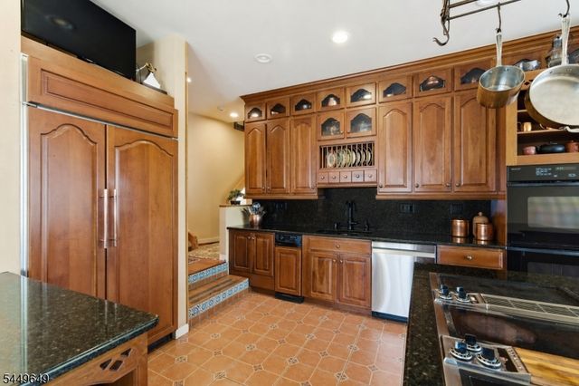 72 Washington Valley Rd, Morris Twp., NJ 07960