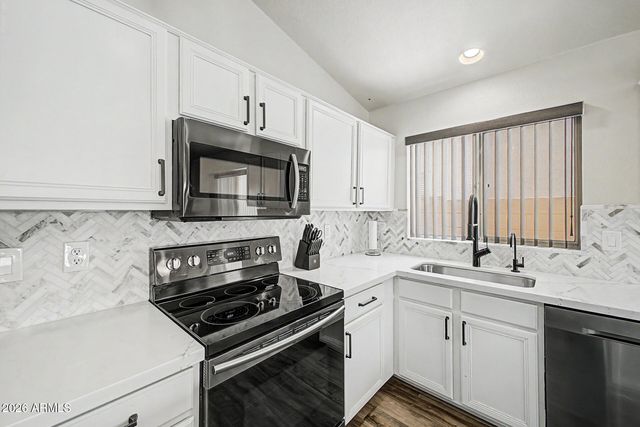 4327 E Tether Trail, Phoenix, AZ 85050