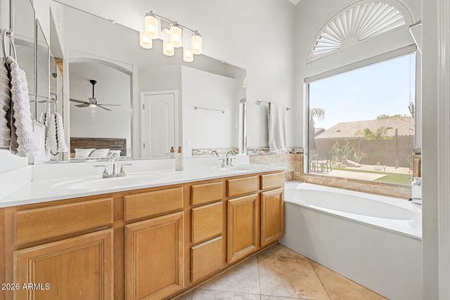 4327 E Tether Trail, Phoenix, AZ 85050