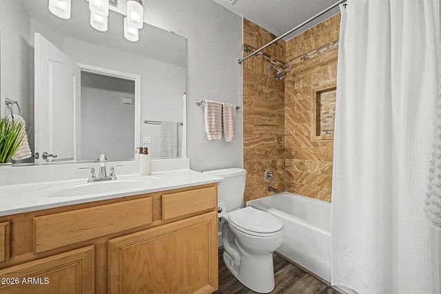 4327 E Tether Trail, Phoenix, AZ 85050