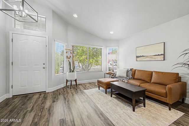4327 E Tether Trail, Phoenix, AZ 85050