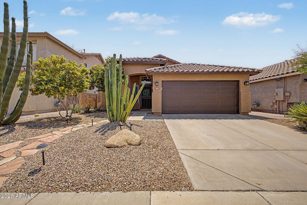 4327 E Tether Trail, Phoenix, AZ 85050