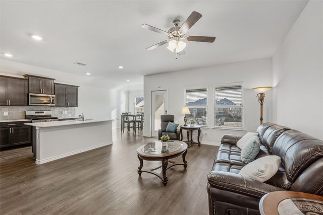 809 Egret Street, Princeton, TX 75407