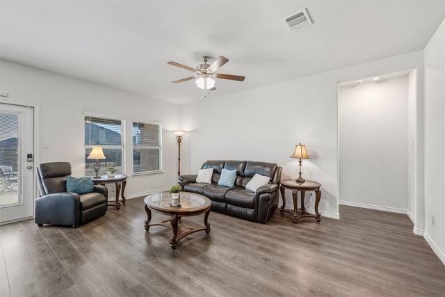 809 Egret Street, Princeton, TX 75407