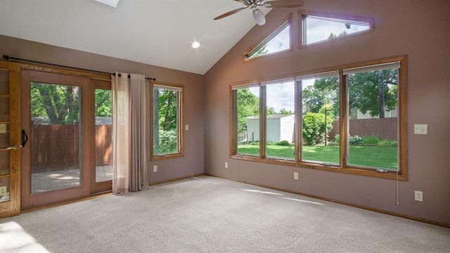 1811 Grandview Drive, Eau Claire, WI 54703