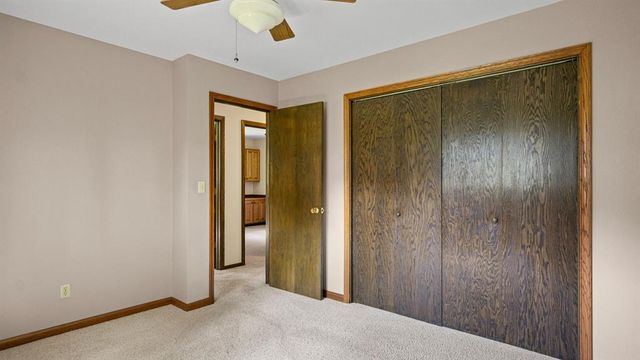 1811 Grandview Drive, Eau Claire, WI 54703