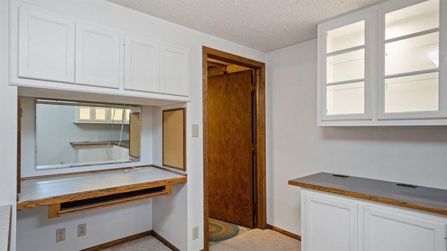 1811 Grandview Drive, Eau Claire, WI 54703