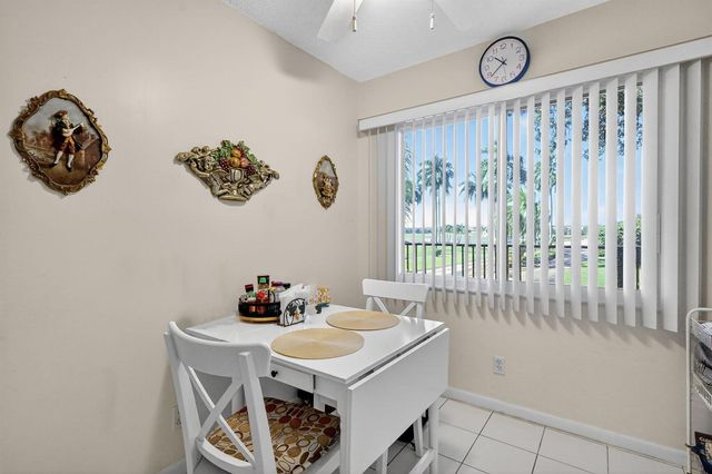901 SW 128th Terrace 211A, Pembroke Pines, FL 33027