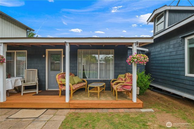 4 Memory Lane, Ocean Shores, WA 98569